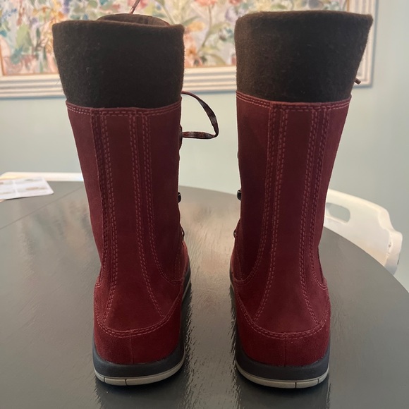 NEW Chaco Uma boot - Picture 5 of 8